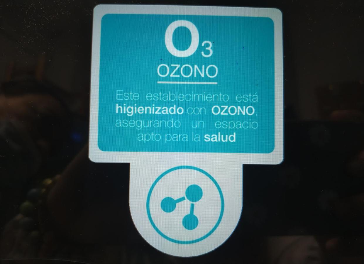 Hostal Paco'S Sevilla Eksteriør bilde Ozone disinfection sign